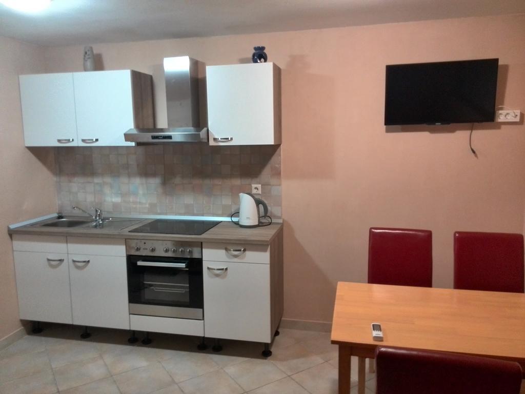 Apartments Bogdanovic ماريبور الغرفة الصورة